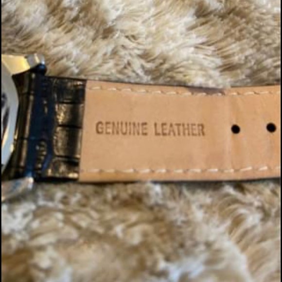 Ladies Watch - Picture 3 of 4